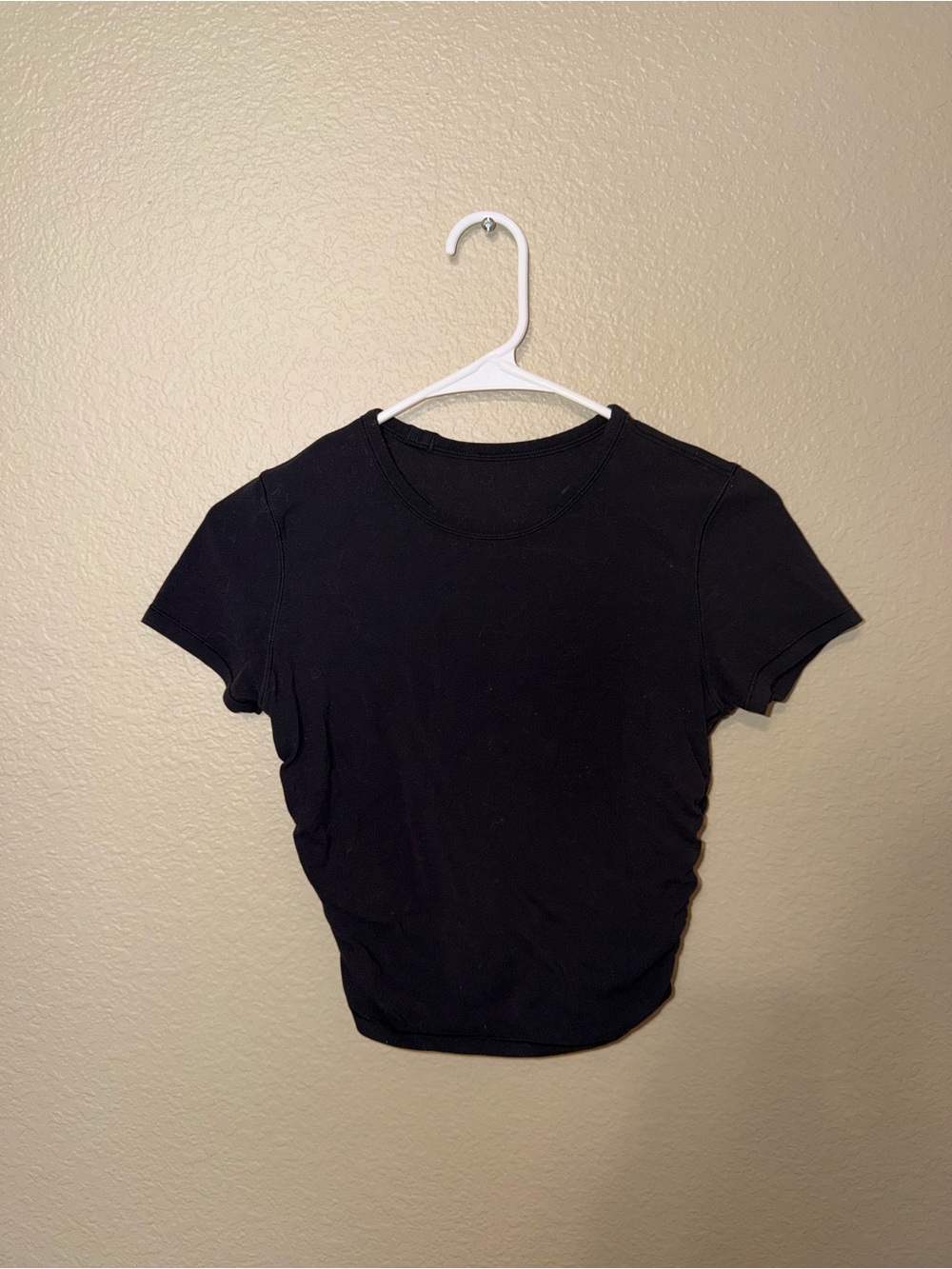 lululemon athletica Black Short-Sleeve Women's Tee